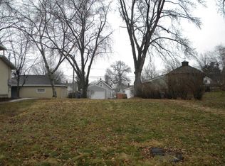 1857 Ivy Ave E, Saint Paul, MN 55119