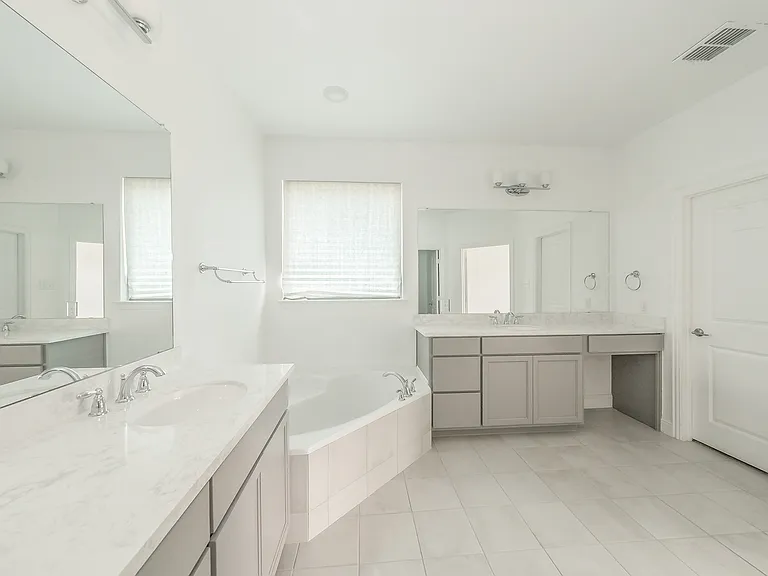 727 Mahogany Ln — Photo 40