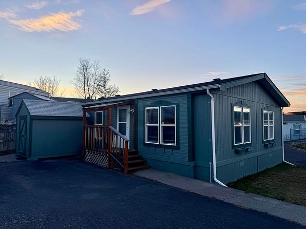 260 NW Golden Hills Dr SPACE 63