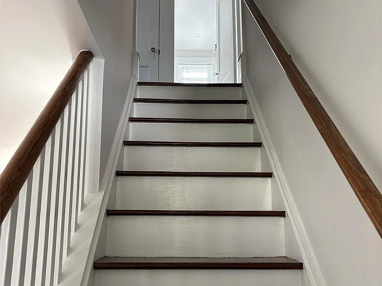 23 Perry Ave — Photo 20