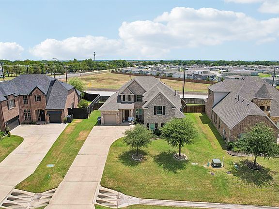 3rd image of 1917 Doves Landing Ln