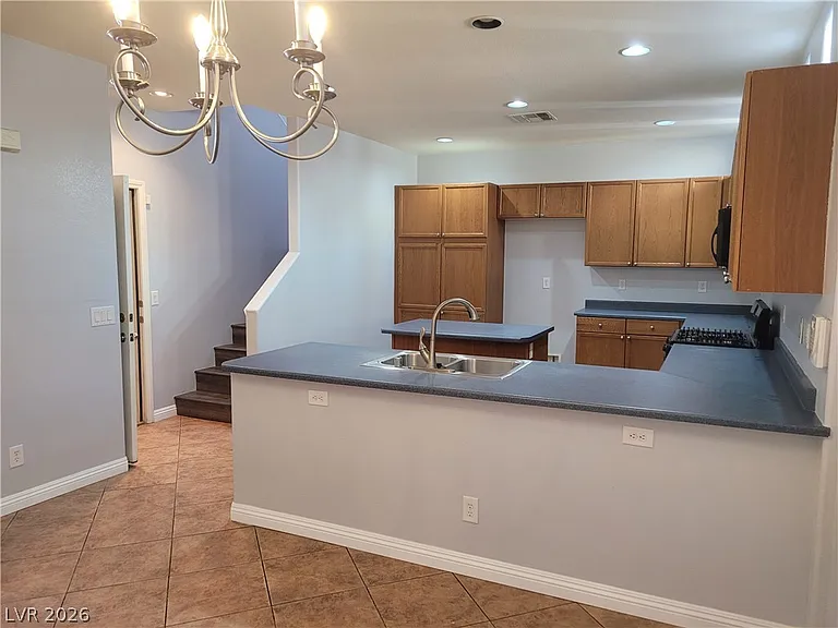 10564 Moultrie Ave — Photo 11