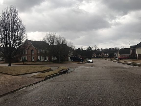 5th image of 10445 Valley Run Ln