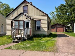 121 7th St, Moose Lake, MN 55767