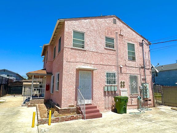 2nd image of 831-833 W 97th St #833-01