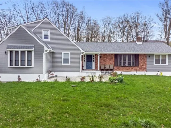 426 Maple Hill Drive, Cornwall, NY 12518