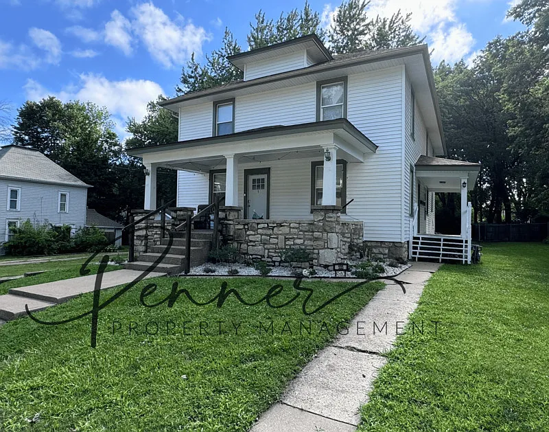 133 S Lincoln St #4