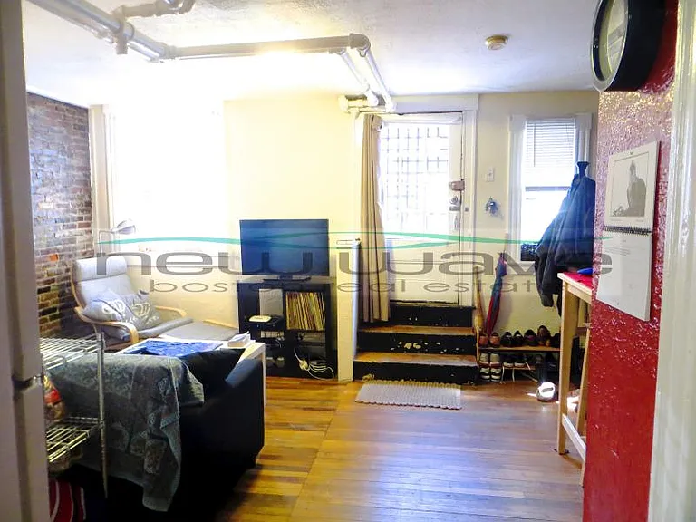 123 Myrtle St #2 — Photo 12