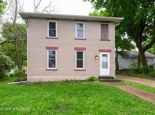 315 Prairie St, Saint Charles, IL 60174