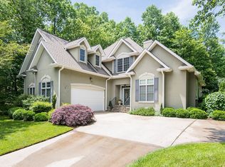 170 Fernbrook Way, Hendersonville, NC 28791