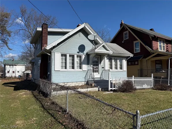 72 La Belle Ave, Youngstown, OH 44507