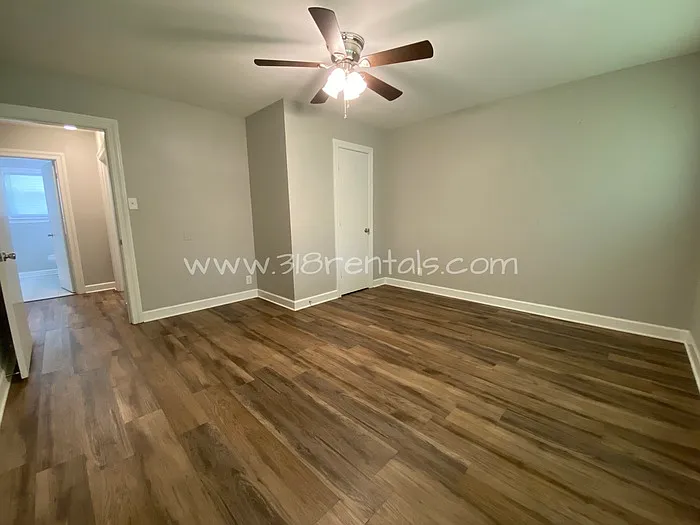 186 Charles Ave — Photo 8