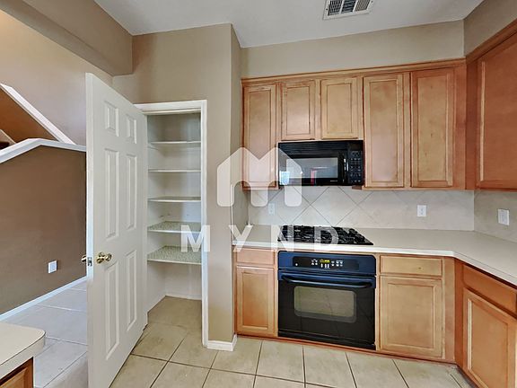 4th image of 11397 Snyder Dr