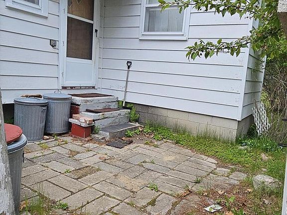 3rd image of 501 S Sheridan St