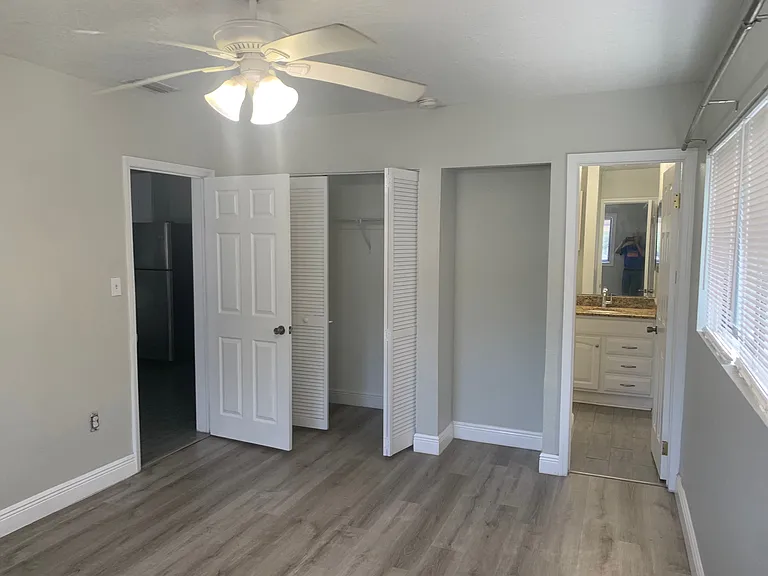 709 Sunset Dr — Photo 7