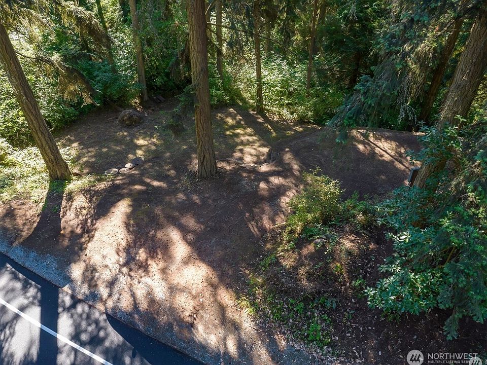 1st image of 22037 N Clear Lake Boulevard SE