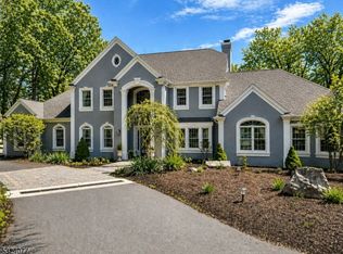 4 Deer Trail Rd, Butler, NJ 07405