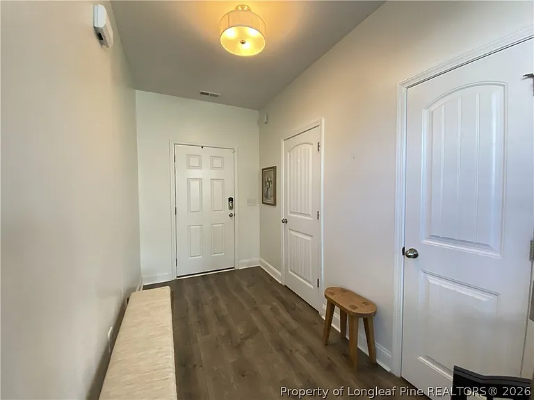 140 Verdmont Dr — Photo 3