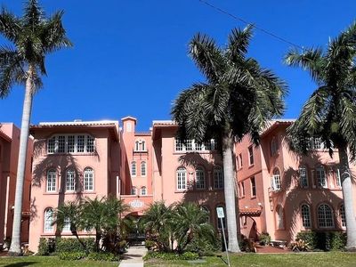 1221 N Palm Ave APT 204, Sarasota, FL, 34236