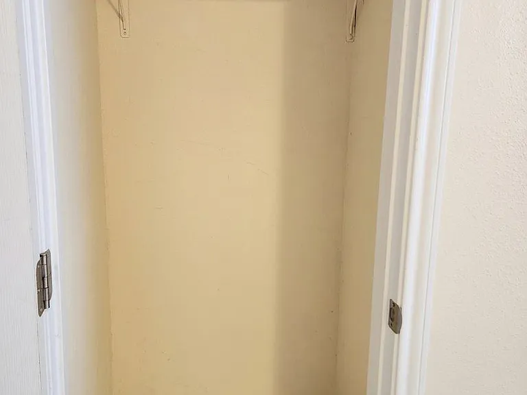 1550 Arizona Dr — Photo 13