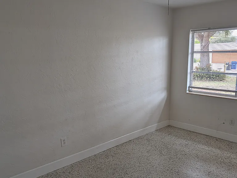 2303 Tulip St — Photo 18