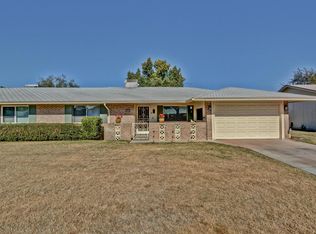 10414 W Kingswood Cir, Sun City, AZ 85351