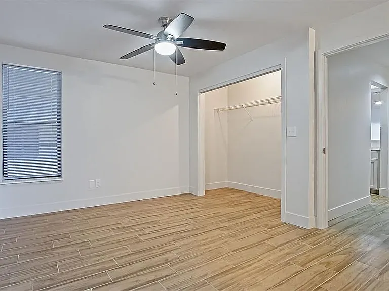 901 NW 7th St #103 — Photo 24