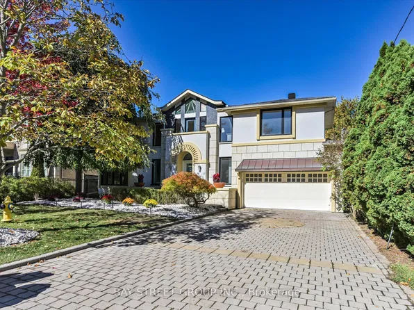 50 Owen Blvd, Toronto, ON M2P 1E9