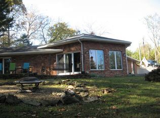 23211 E Mockingbird Dr, Golden, MO 65658