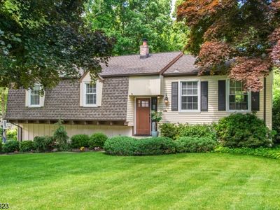 28 Forest Dr, Succasunna, NJ, 07876