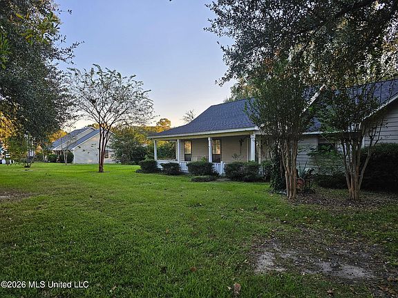 2nd image of 18289 Mallard Dr