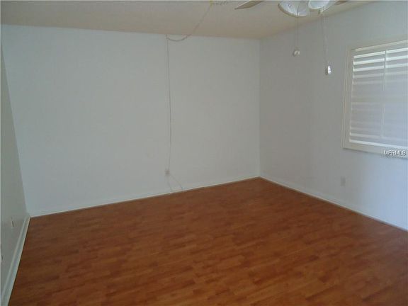 3rd image of 1130 N Lake Parker Ave APT A207