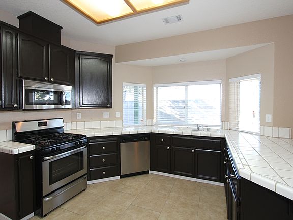 5th image of 9469 Tuscany Cir
