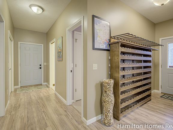 3rd image of 8751 Huron Dr