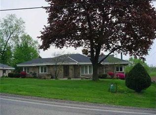 1345 Country Club Rd, Monongahela, PA 15063