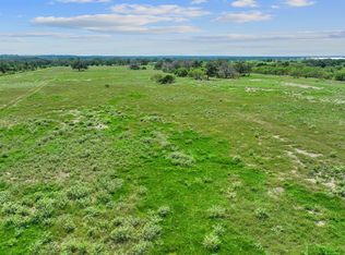 18 County Road 402, Flatonia, TX 78941