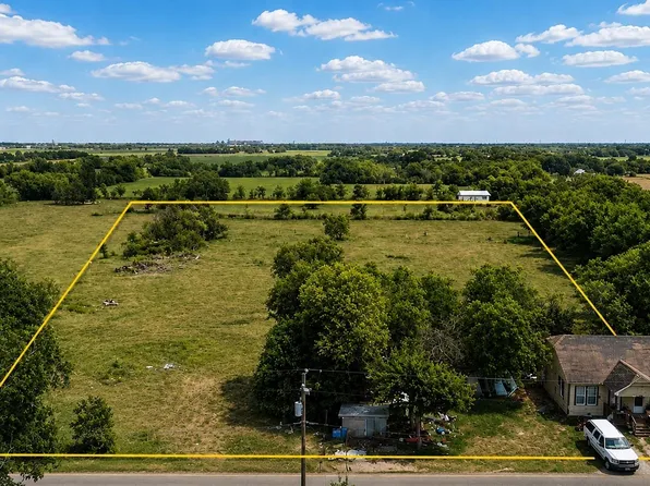 2917 County Road 172, Wharton, TX 77488