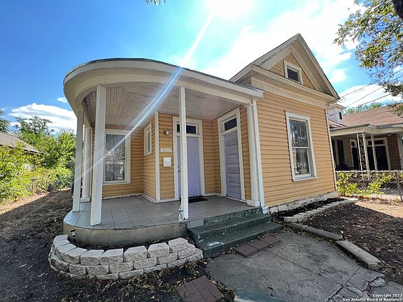 2nd image of 608 Mason St