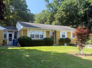 39 Sterling Hill Road, Plainfield, CT 06354