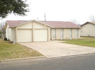 2802 Smith Ave, Taylor, TX 76574