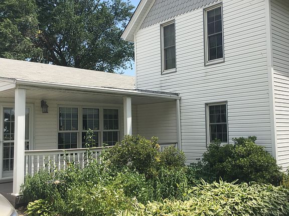 4th image of 486 County Road M