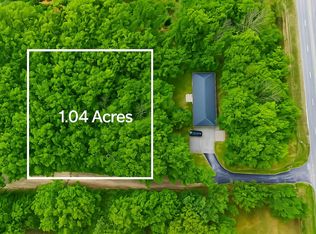 77 Landall Ln SE, Ada, MI 49301