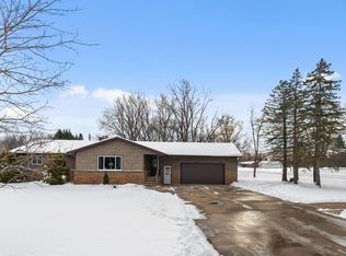 W7331 Westhaven Dr, Greenville, WI 54942
