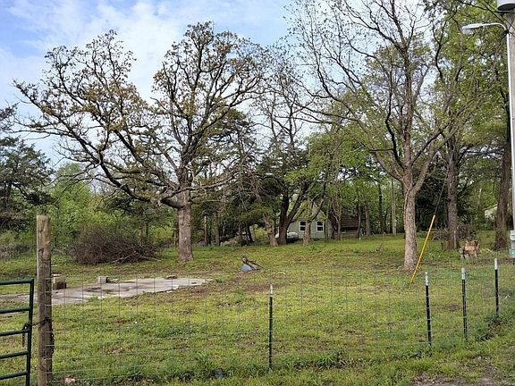 2nd image of 11703 S 587th Rd