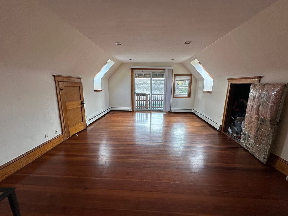 1st image of 114 Fellsway W Floor 2
