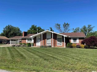 201 S Herrmann Dr, Ridgway, IL 62979