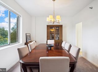 2904 N Leisure World Blvd APT 504, Silver Spring, MD 20906