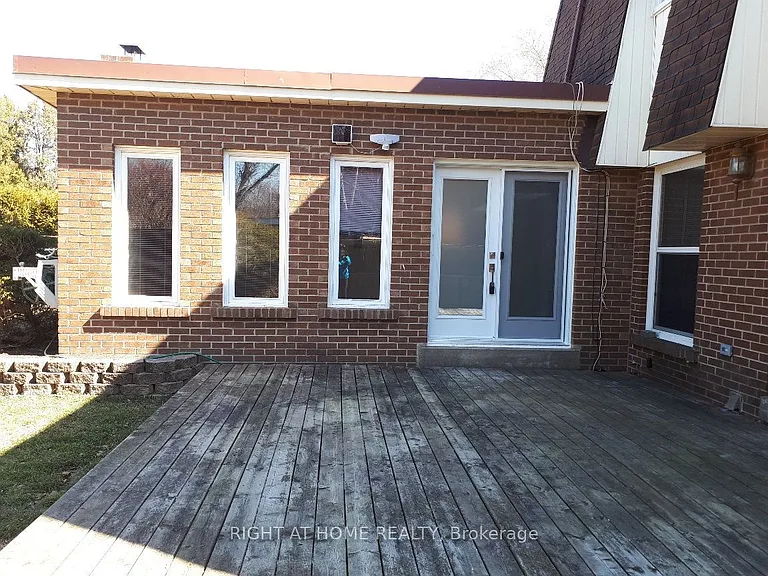 401 Mississauga Valley Blvd — Photo 18