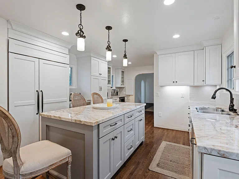1447 S Jameson Ln — Photo 12