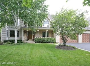 665 Spruce Tree Dr, Cary, IL 60013